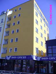 If the mortgage loan for the house or renovation has not yet been fully repaid, the. Banken Und Sparkassen Berlin Friedrichshain Wegweiser Aktuell
