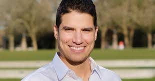 Karen Teal's Instagram, Twitter & Facebook