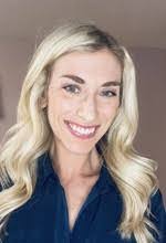 Danielle Bowen's Instagram, Twitter & Facebook