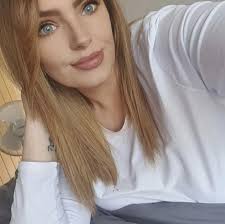 Hi guys, I'm new to all this. Is it okay to drink alcohol? It is Christmas  after all 😂 does anyone else?