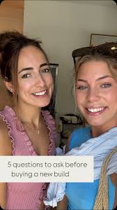 Waterfront goals. 💦 8115 Manasota Key Rd is what Florida dreams are made  of—Lemon Bay in your backyard, beach sunsets right across the street. 🌅