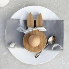 Möchten sie etwas ganz besonderes machen und zu ostern ostergeschenke diy verschenken? Lustige Eierbecher Aus Holz Ostergeschenke Von Hop Peck