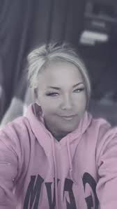 Ridininmytruckchallenge Female