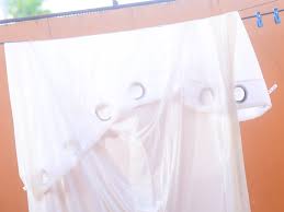 Yıkama koşullarının uygun olmaması sonucunda kumaşta deformasyonlar meydana gelebilir. Tul Yikamak Ve Demirlemek Nasil Camasir Makinesinde Hangi Sicaklikta Yikama Yapilir