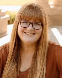 Renee Roark's Instagram, Twitter & Facebook