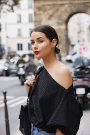 Black And White Outfit With Red Lipstick Black And Denim In Paris Red Lipstick Beauty Harperandharley French Women Lipstick Casual Parisian Style