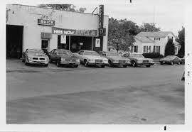 Pin By Uwe Kopp On Youngtime Vintage Muscle Cars Car Dealership Auto Repair Shop