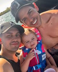 Caity Hill's Instagram, Twitter & Facebook