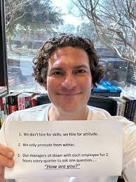 Cindy Dearborn's Instagram, Twitter & Facebook