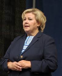 Find the newest erna solberg meme. Fichier 31 08 2013 Erna Solberg 2 Jpg Wikipedia