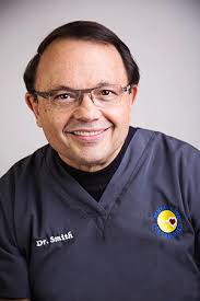 Hamblin dental implant & aesthetic is a sandy dental clinic known to have skilled and friendly staff who assist clients in a friendly way. Smith And Smith Dental