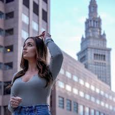 Courtney Ryan - Free pics, galleries & more at Babepedia