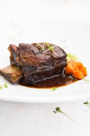 Leckere Geschmorte Querrippe Langsam Am Knochen Geschmort Dazu Aromatische Kardamom Karotten Und Ein Pete Fleisch Gerichte Einfache Gerichte Spareribs Rezept