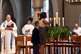 With Christmas Eve On A Sunday Churches Faced Unavoidable Conundrum In Scheduling Advent Episcopal News Service