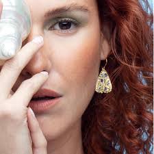 🌊 Treasure from the sea… 🌊 These ocean-inspired dangle earrings are cast  in recycled 10k solid gold, their surface textured with the intricate  beauty of a sea urchin shell. ✨ Set with