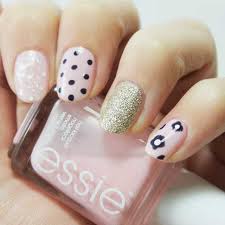 Muy sencilla y linda esta decoracion de uñas cortas, si te gusta puedes visitar y sucribirte el canal de chuchusita para mas ideas. Como Hacer Una Decoracion De Unas Facil Y Bonita Paso A Paso Nailistas Esmaltes Permanentes Y Productos De Unas Nailistas Esmaltes Permanentes Y Productos De Unas Tienda