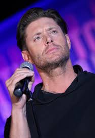 songwriters gather for group picture