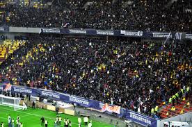 Alle infos zum stadion von fcsb. Bukarest 17 April National Arena Stadion Voller Zuschauer Hooligans Wahrend Eines Spiels Zwischen Dinamo Und Steaua Bukarest Am 17 April 2014 In Bukarest Rumanien Lizenzfreie Fotos Bilder Und Stock Fotografie Image 28145116