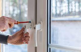 At the same time slide the window open. How To Open A Locked Window With A Knife Ultimate Guide Step By Step
