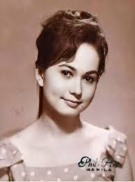 Loretta Marquez's Instagram, Twitter & Facebook