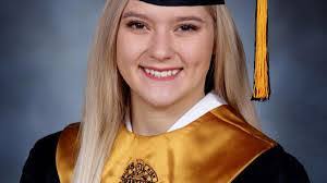 Deante Lee's Instagram, Twitter & Facebook