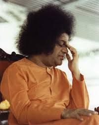 Sathya sai baba (born ratnakaram sathyanarayana raju; Prasanthi Nilayam