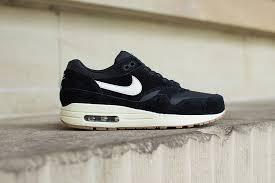 Nike Air Max 1 Essential Black Gum Eu Kicks Sneaker Magazine Nike Air Max Black Gums Air Max 1 Black