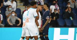 Le peu d'empressement qu'aura mis le psg à inscrire un cinquième but ce soir, ce qui aurait signifié le score le plus lourd de l'histoire des « classiques », rappelle si besoin était que ce match revêt moins d'enjeu pour les joueurs que. 3j L1 Psg Om Un Record De Cartons Au 21e Siecle Les Titis Du Psg
