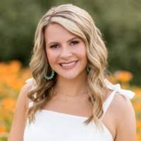 Kristin Shively's Instagram, Twitter & Facebook