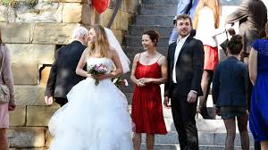 In der zdfmediathek finden sie viele sendungen als video stream. Eine Hochzeit Platzt Selten Allein Ard Mediathek Hochzeit Trauung Party