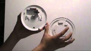 Un detector de humo como su propio nombre indica, es un aparato que es capaz de medir partículas de co2 que se emiten normalmente cuando se está ¿cómo funciona un detector de humo? Steren Ala Hum Youtube