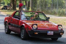 She bought this car brand new in 1981. Fiat X1 9 Foto Bild Oldtimer Autos Verkehr Bilder Auf Fotocommunity