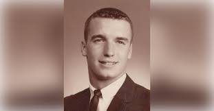 Daniel Mell's Instagram, Twitter & Facebook