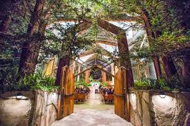 Wayfarers Chapel In Palos Verdes By Lloyd Wright In 2020 Beach Wedding Locations Wayfarers Chapel Chapel Wedding