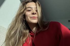 Elly Clutch Age, Net Worth, Career & Boyfriend 2025