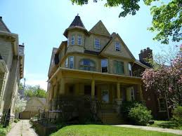 1891 Queen Anne Milwaukee Wi 135 000 Victorian Homes Old House Dreams House Exterior