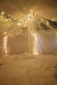14 Reading Forts We D Love To Escape Into Sleepover Room Apartment Decor Dream Rooms