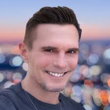 Kyle Huey's Instagram, Twitter & Facebook