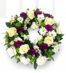 The need to organise funeral flowers or condolence flowers when a friend, colleague, or family member passes away is fortunately few and far between for the majority of us. Traditional Wreath Funeral Wreaths 64 99 Free Chocolates Prestige Flowers