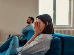 6 reasons why your relationship is slowly dying and how you can prevent it  from happening | The Times of India