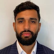 Luis Hill's Instagram, Twitter & Facebook