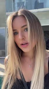 Kendra Wallen's Instagram, Twitter & Facebook