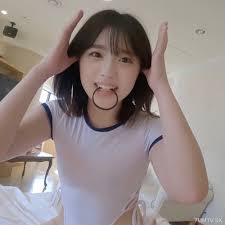 fc2-ppv 3393451 Natsukis White Leotard Was An Angel! I Brushed Her Hair  And Stuffed Her Mouth Full 