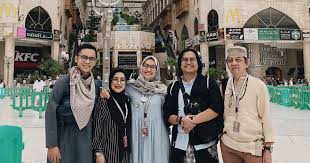 Hadirin yang dihormati, ibu bapa adalah insan yang paling bermakna dalam hidup kita. Antara Tanggungjawab Seorang Anak Terhadap Ibu Bapanya
