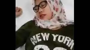 Atas enak , bawah enak , full videonya di grup yuk join promo 5 grup 100rb indo , asia , model , jilbab , barat video ribuan update. Sex Jilbab Pelajar Sex Porn Videos On Tumblr Tumblr Mx