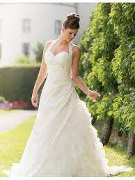 The beautiful bride shop verkauft nur brautkleider von den besten marken. Lang Weise 10 Herz 2013 Weise 10 436 60 2021 Brautkleider Online Bestellen Billiger Kaufen Preise 2021