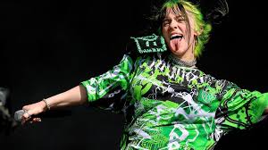 Sao chạy theo mốt móng tay dài ở grammy; Billie Eilish Postet Auf Instagram Ein Video Gegen Bodyshaming Stern De