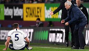 Todo sobre hugo lloris, noticias en imagenes, fotos, videos, audios, infografias, interactivos y resumenes de hugo lloris. Tottenhams Abwartstrend Die Ruckverwandlung Zum Wahren Mourinho Schreitet Voran