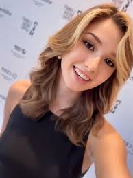 Cutie Patootie Baby Beauty Kamila Kam Kam Fashion Week Princess!!! Kamila  is doing Babydoll Cupcake things at Fashion Week in Beijing and omg omg we  have some cute pictures. Magical Fancy Fashion