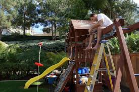 How to build a zip line in your backyard, for less than $10! How To Build A Backyard Zipline Oc Mom Blog
